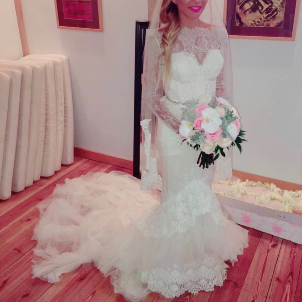 Inbal Dror VIP BR-12-05